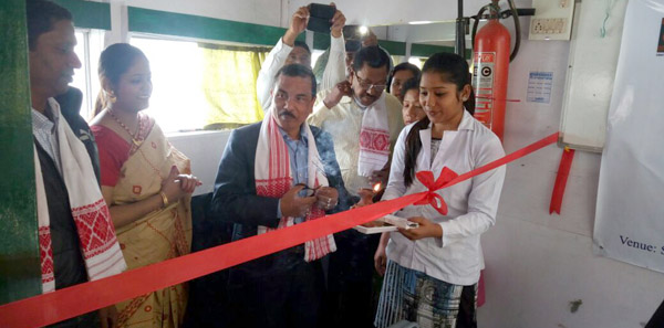 Dr. Amrit Saikia, inaugurating the dental service in the Jorhat Boat Clinic